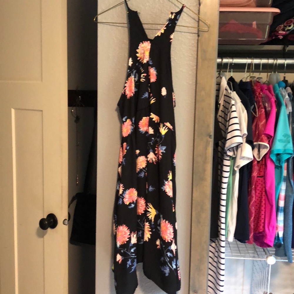 Spring dress - Picture 2 of 4